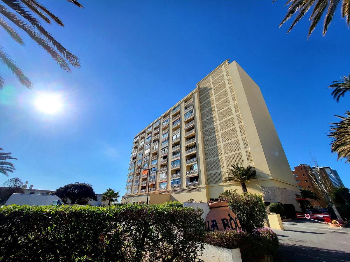 Apartamento Torre De La Roca Actual ตอร์เรโมลิโนส ภายนอก รูปภาพ